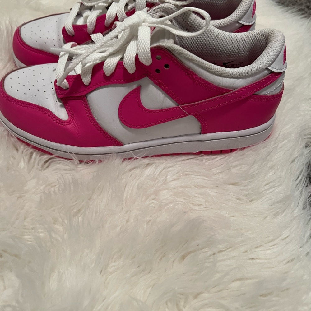 Nike Dunks - Picture 2 of 7